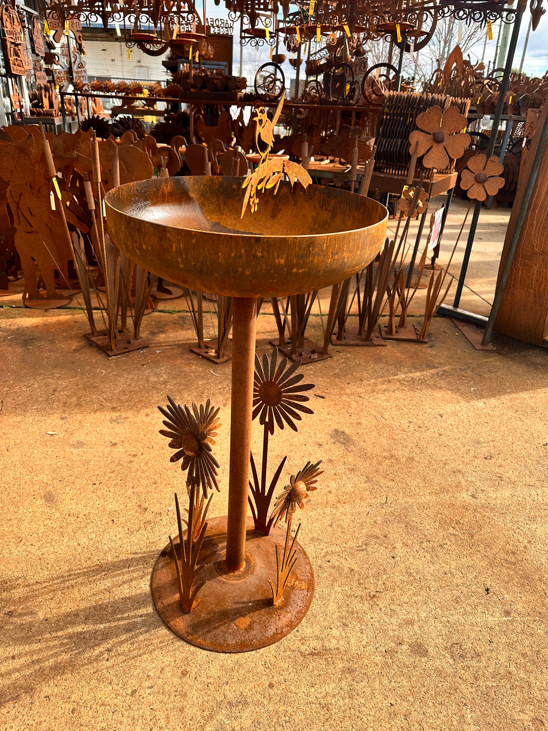 Free Standing Bird Bath-Old n Dazed