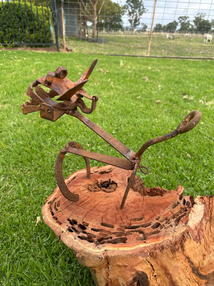 Trap Dog - Metal Garden Sculpture - Garden Art-Old n Dazed