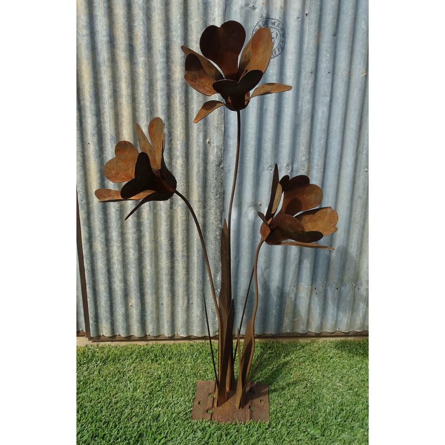 3 Flower Arrangement Metal Garden Art-Old n Dazed