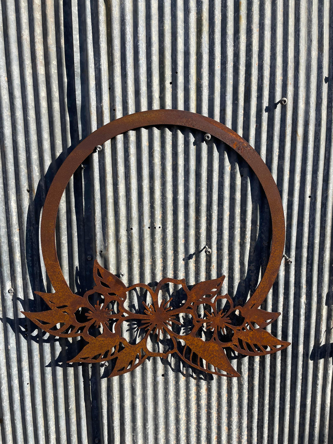 Flower Frame Circle Floral Piece Metal Wall Art-Old n Dazed