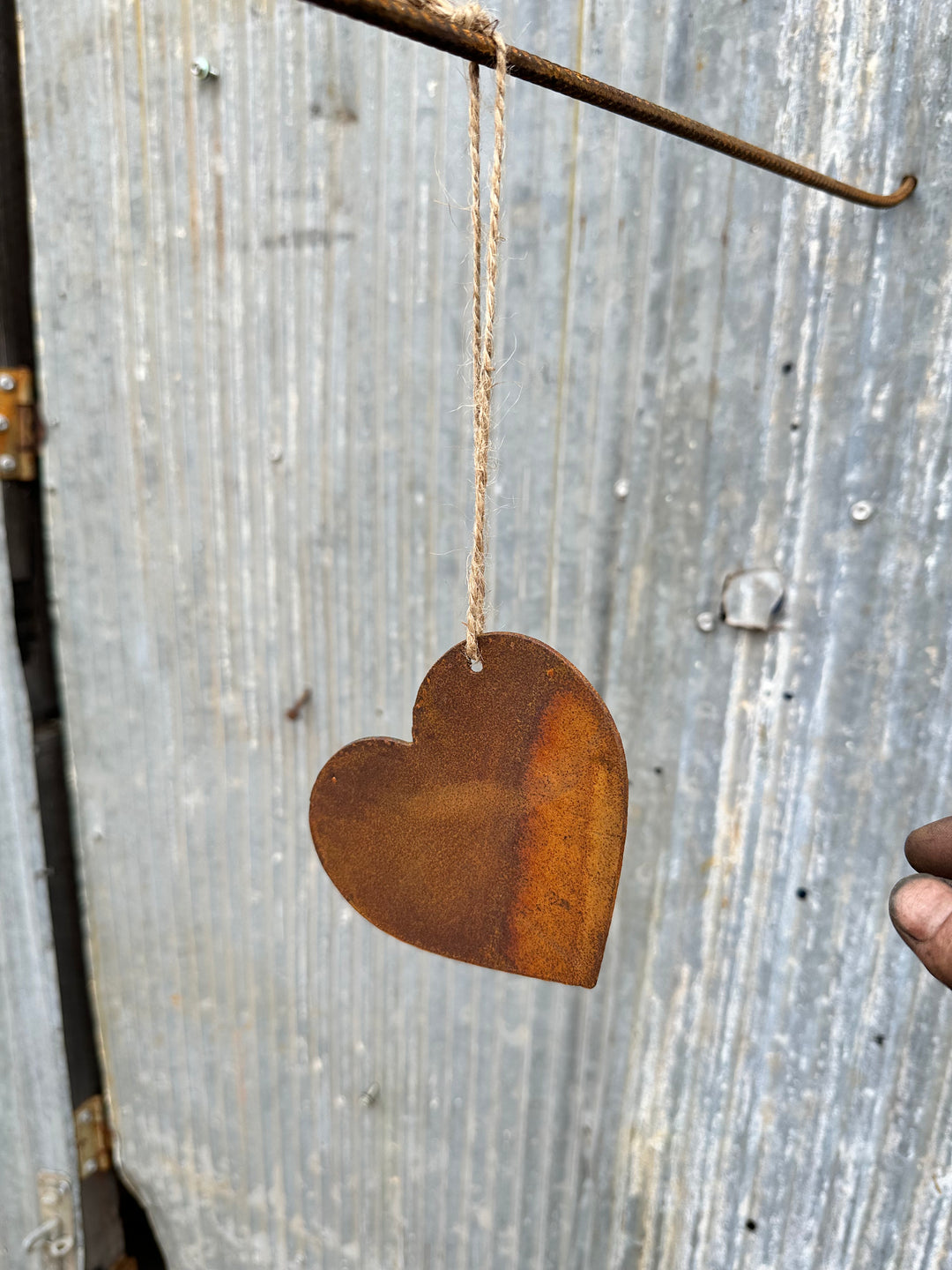 Hanging Metal Heart - Garden Art-Old n Dazed