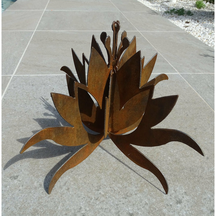 Lotus (3 sizes available) Metal Garden Art-Old n Dazed