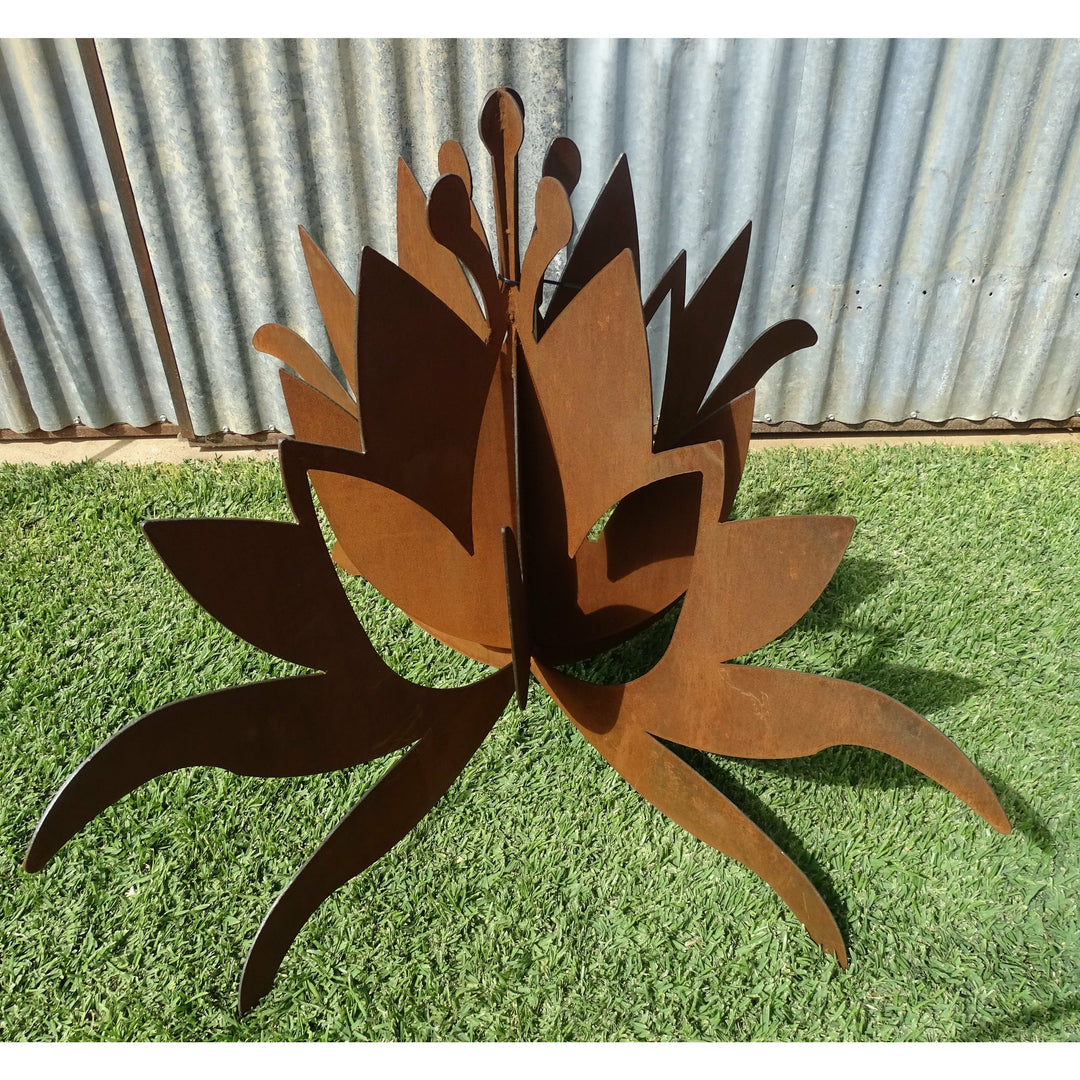 Lotus (3 sizes available) Metal Garden Art-Old n Dazed