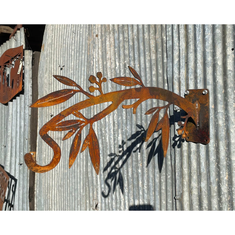 Wall Mounted Bracket Gum Leaves Metal Garden Art-Old n Dazed