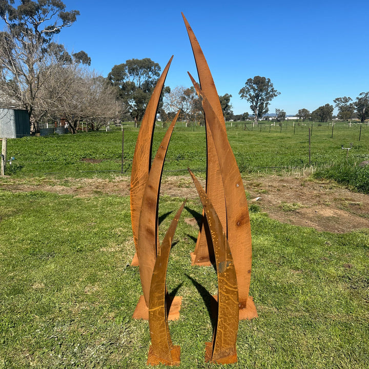 Converge – Contemporary Metal Garden Sculpture
