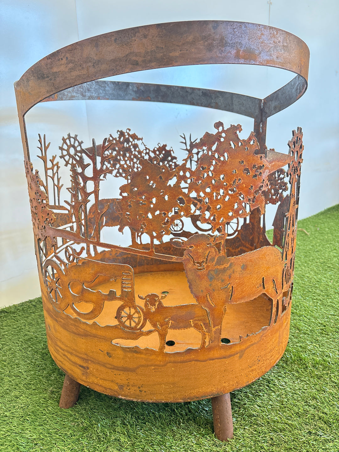 Rural Scene Round Fire Pit - Sheep