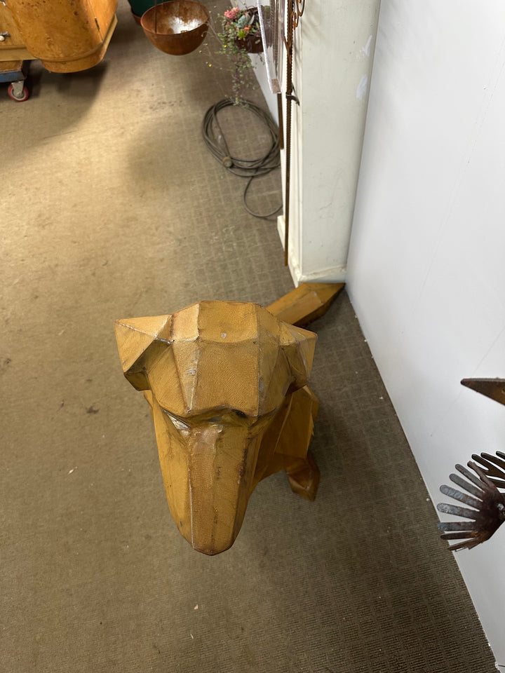 Labrador Dog – Low-Poly Metal Sculpture