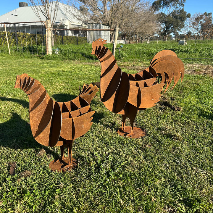 Metal Hen &amp; Rooster Sculptures – Farmyard Garden Art