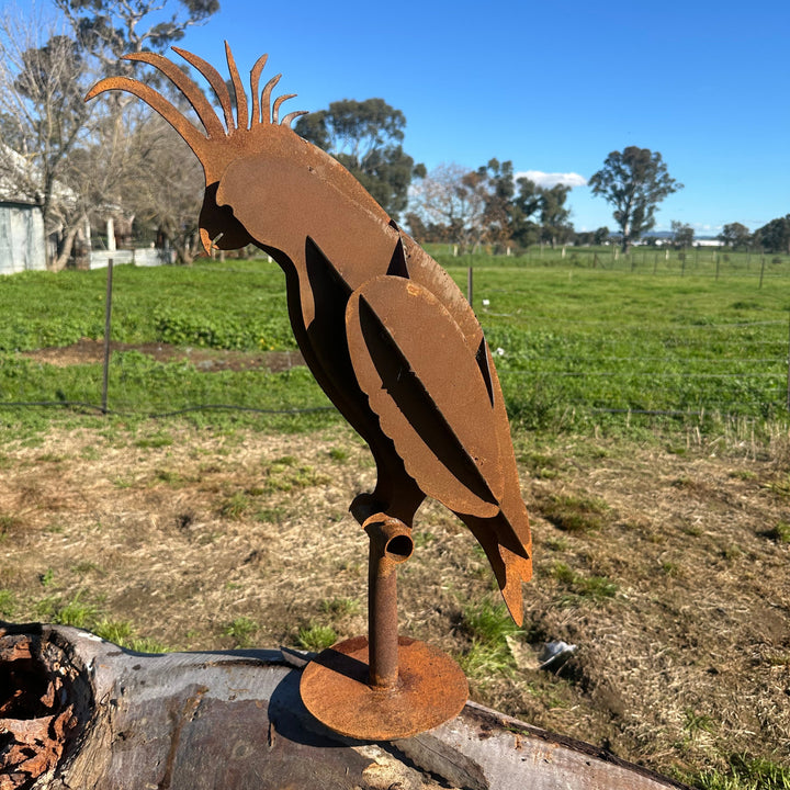 Metal White Cockatoo Sculpture – Australian Native Bird Garden Art