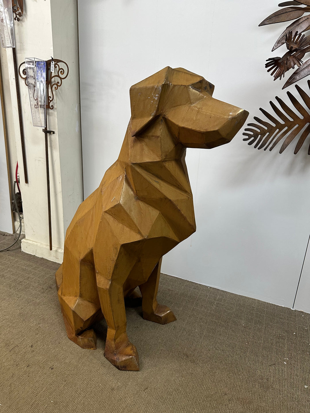 Labrador Dog – Low-Poly Metal Sculpture