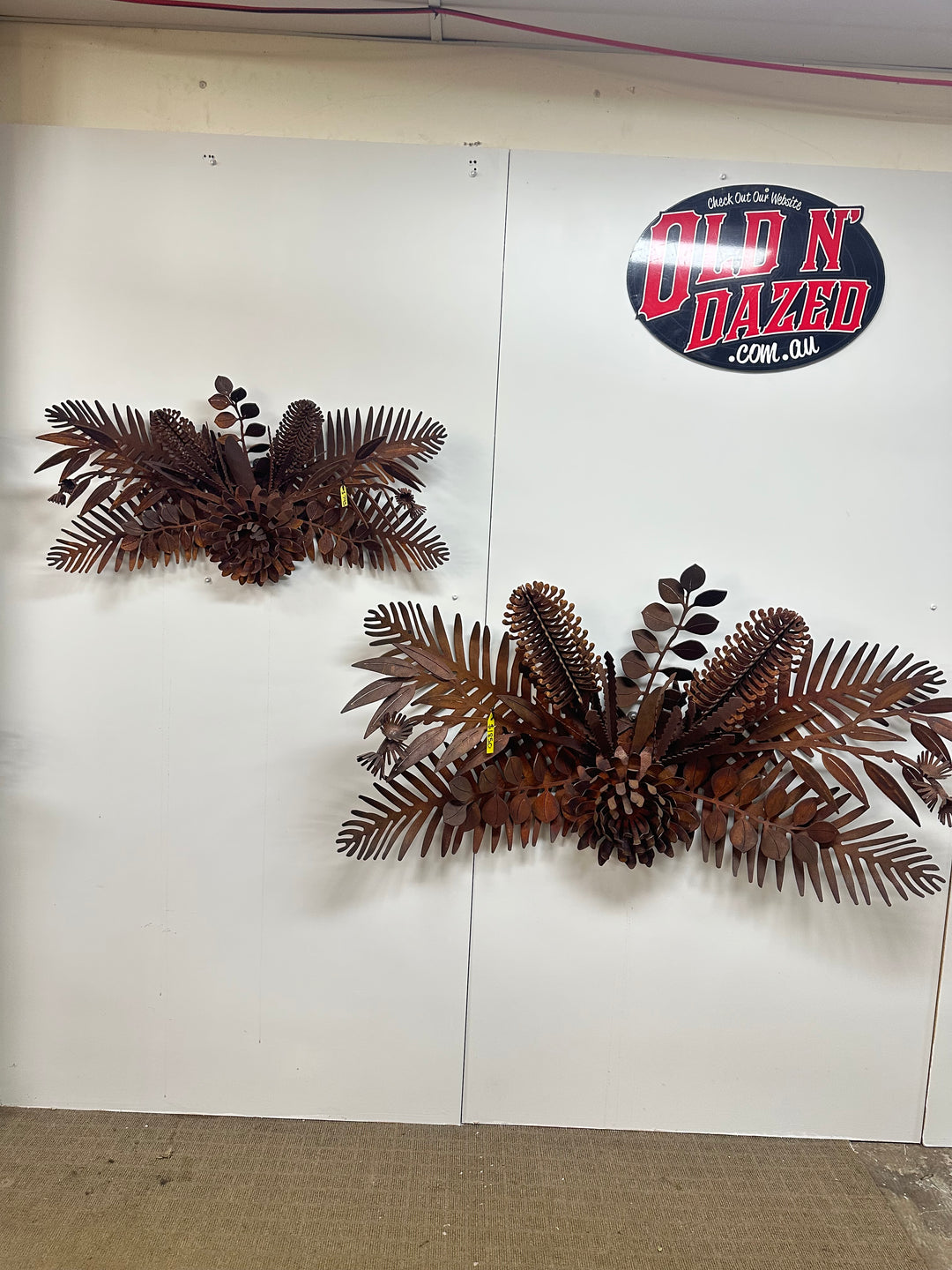Australian Native Flower Garland – Metal Sculpture - Garden Art