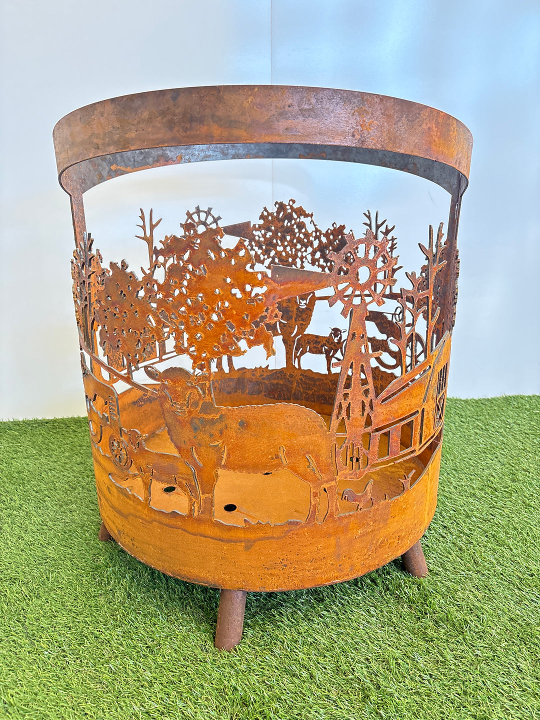 Rural Scene Round Fire Pit - Sheep