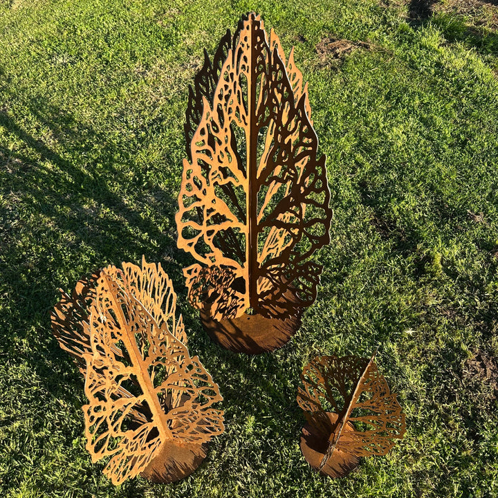 Ironbark Sentinel – Metal Tree Sculpture | Australian Garden Art