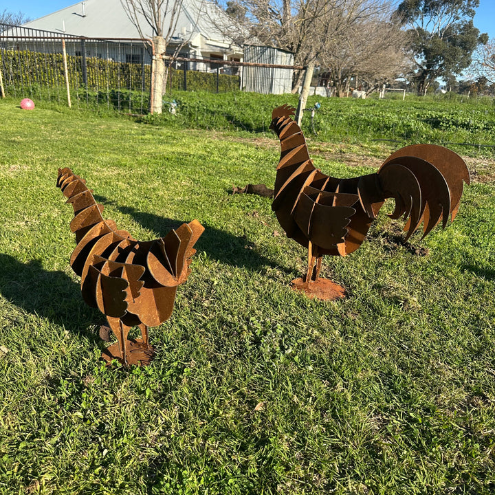 Metal Hen &amp; Rooster Sculptures – Farmyard Garden Art