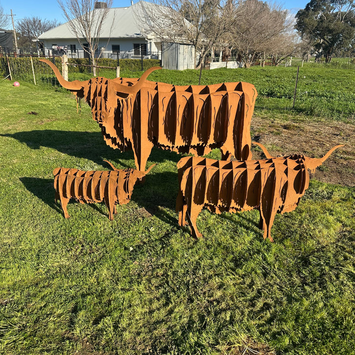 Metal Highland Cow Sculpture – Farm &amp; Garden Art