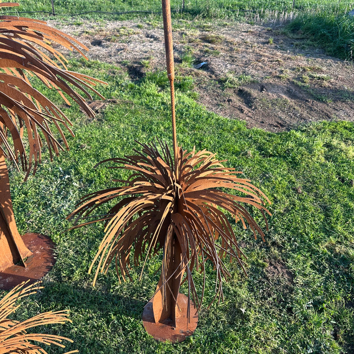 Metal Grass Tree Sculptures – Australian Garden Art