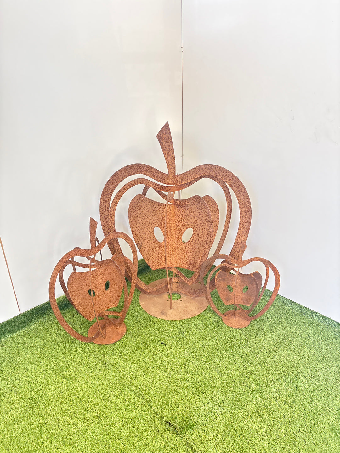 3d Apples (3 sizes available) Metal Garden Art