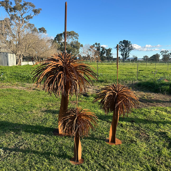 Metal Grass Tree Sculptures – Australian Garden Art