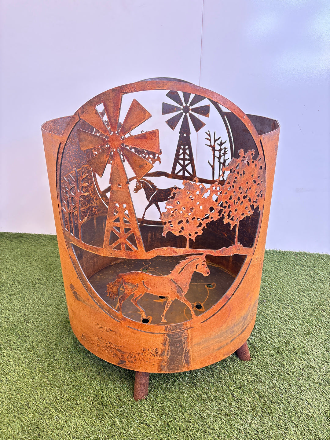 Horse Scene Round Fire Pit
