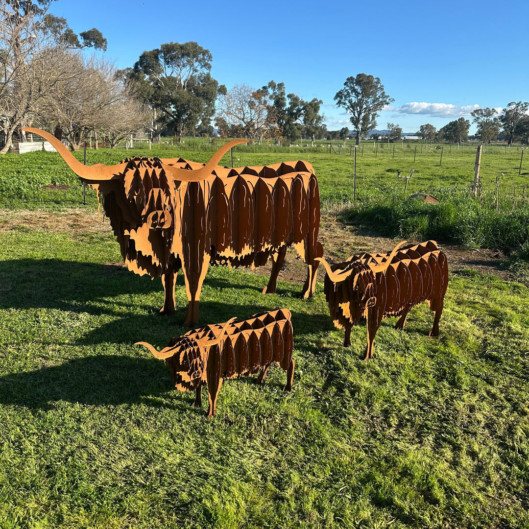 Metal Highland Cow Sculpture – Farm &amp; Garden Art