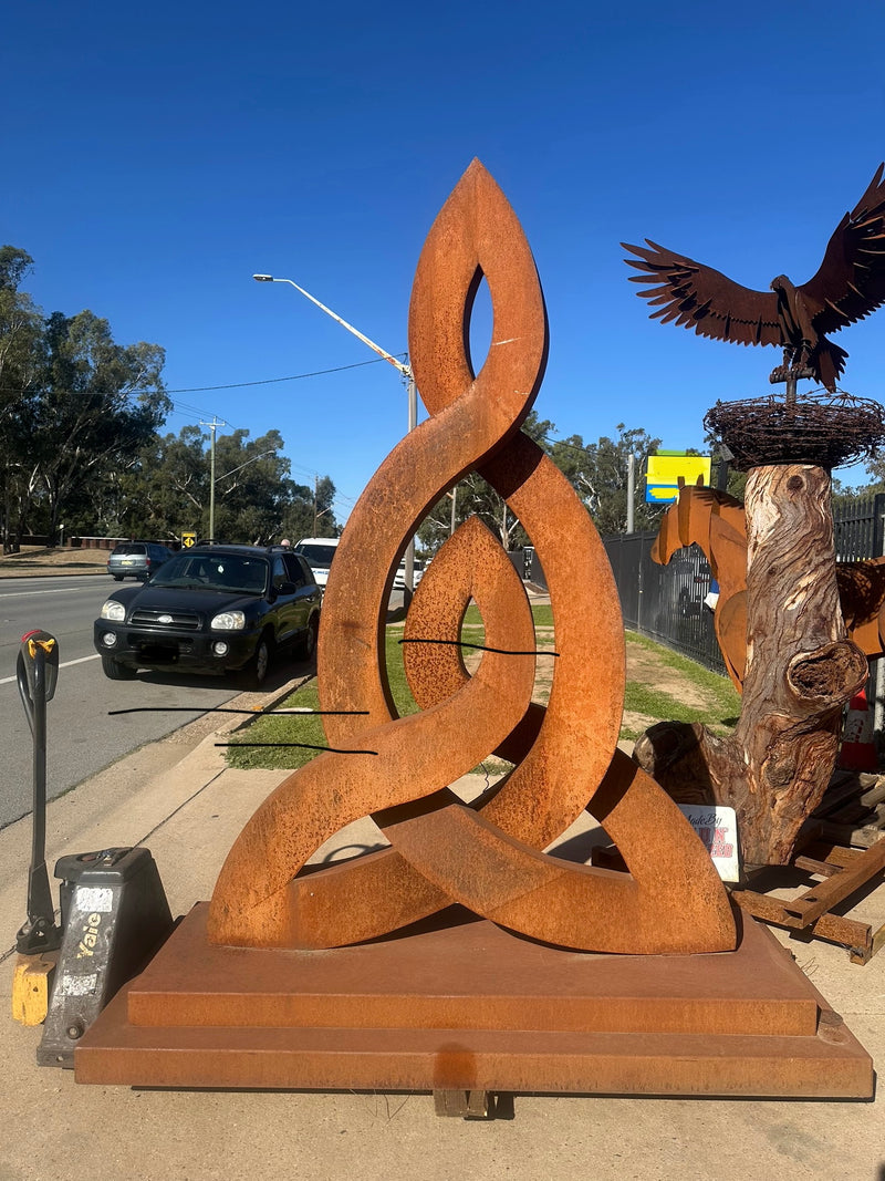 Unbreakable Bond – Mother & Daughter - Contemporary Metal Sculpture