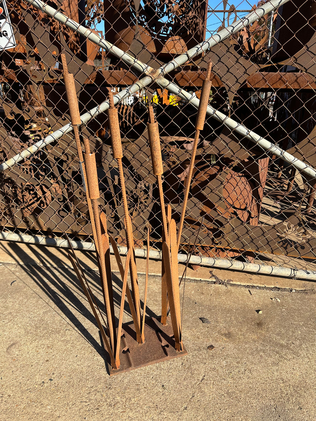 Reeds / Bull rush Metal Garden Sculpture