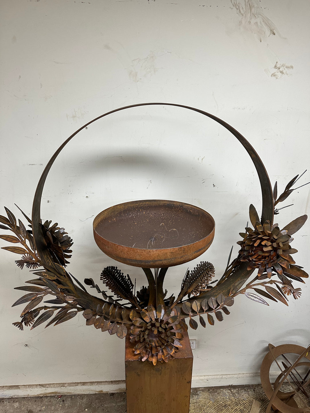 Bush Bloom Bird Bath – Sculpted Metal Art with Native Australian Flora