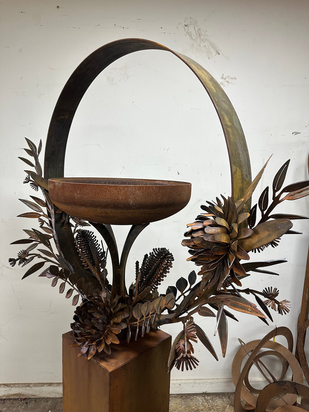Bush Bloom Bird Bath – Sculpted Metal Art with Native Australian Flora