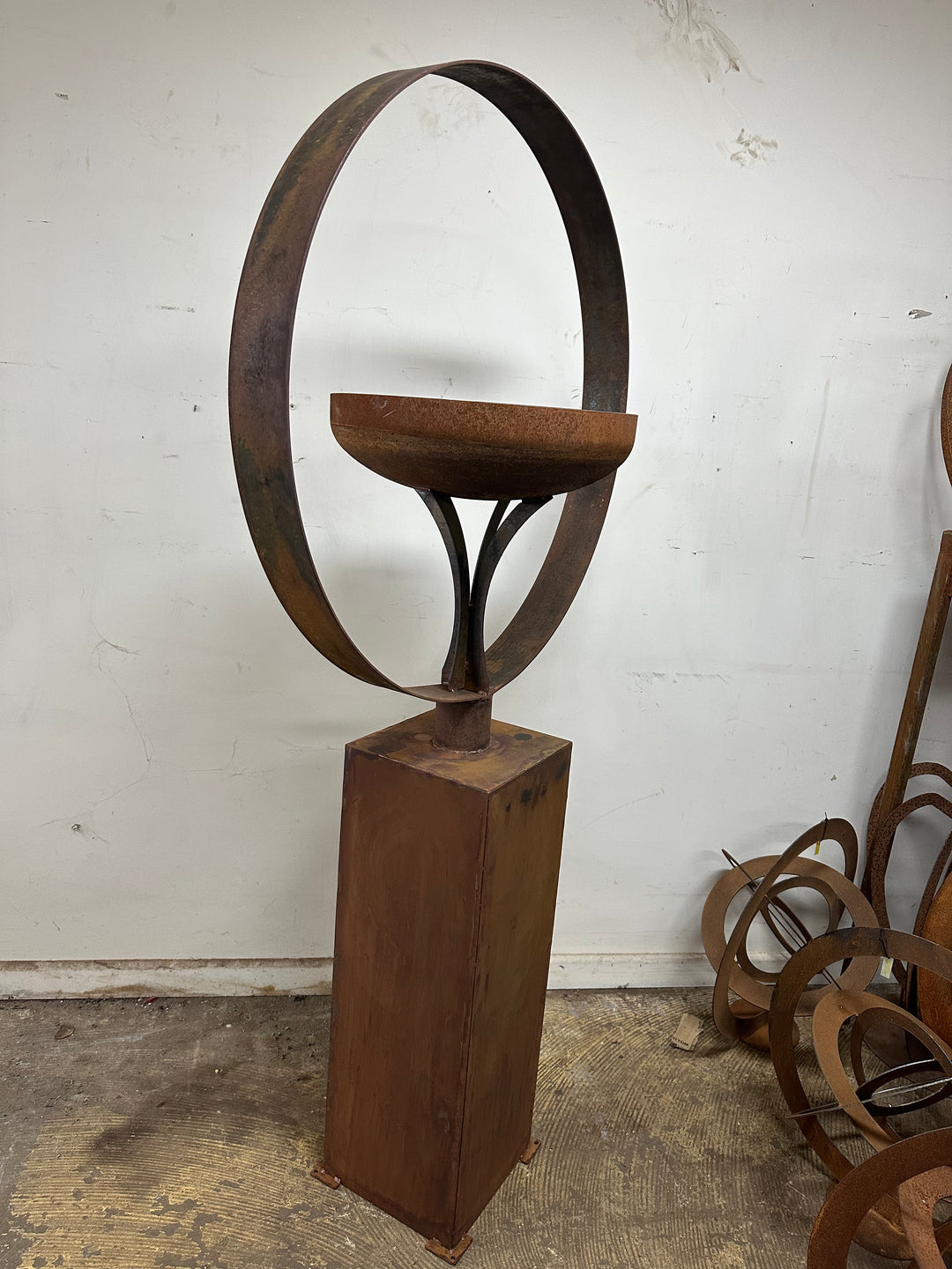 Elemental Birdbath – Sculpted Metal Art on Plinth Base