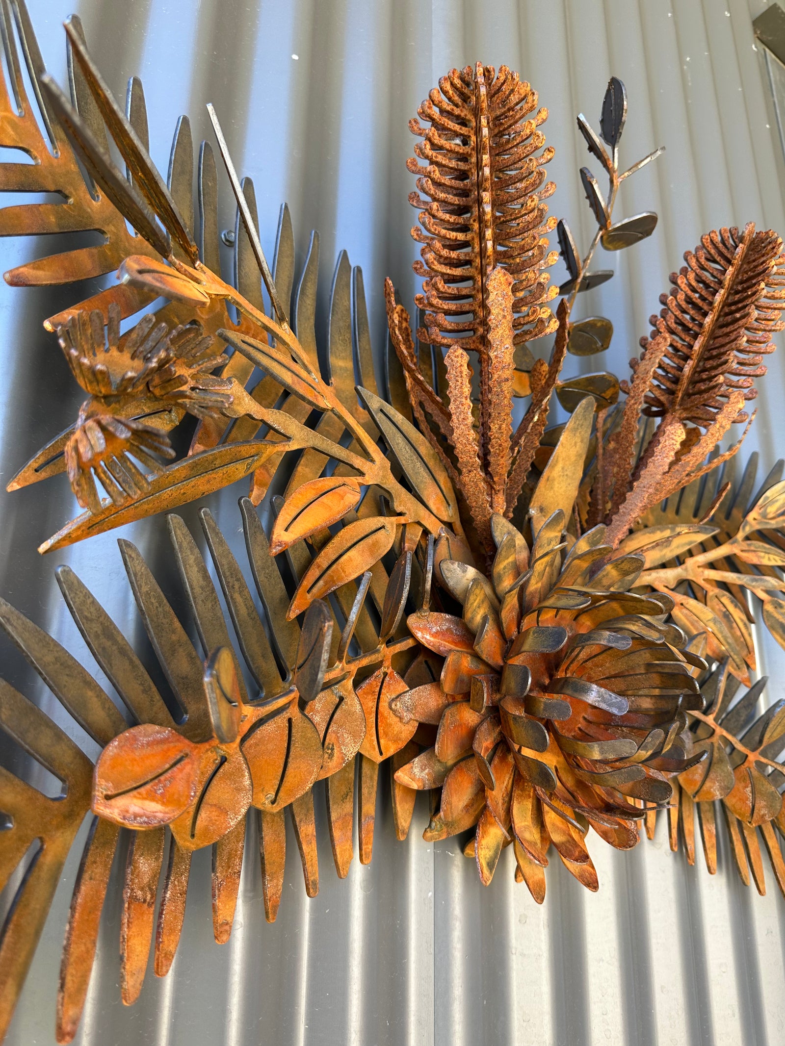 Australian Native Flower Garland – Metal Sculpture - Garden Art-Old n Dazed