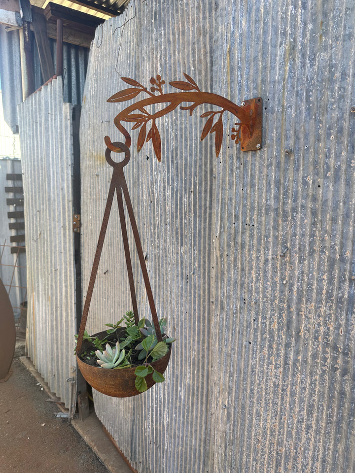Hanging Pot-Old n Dazed