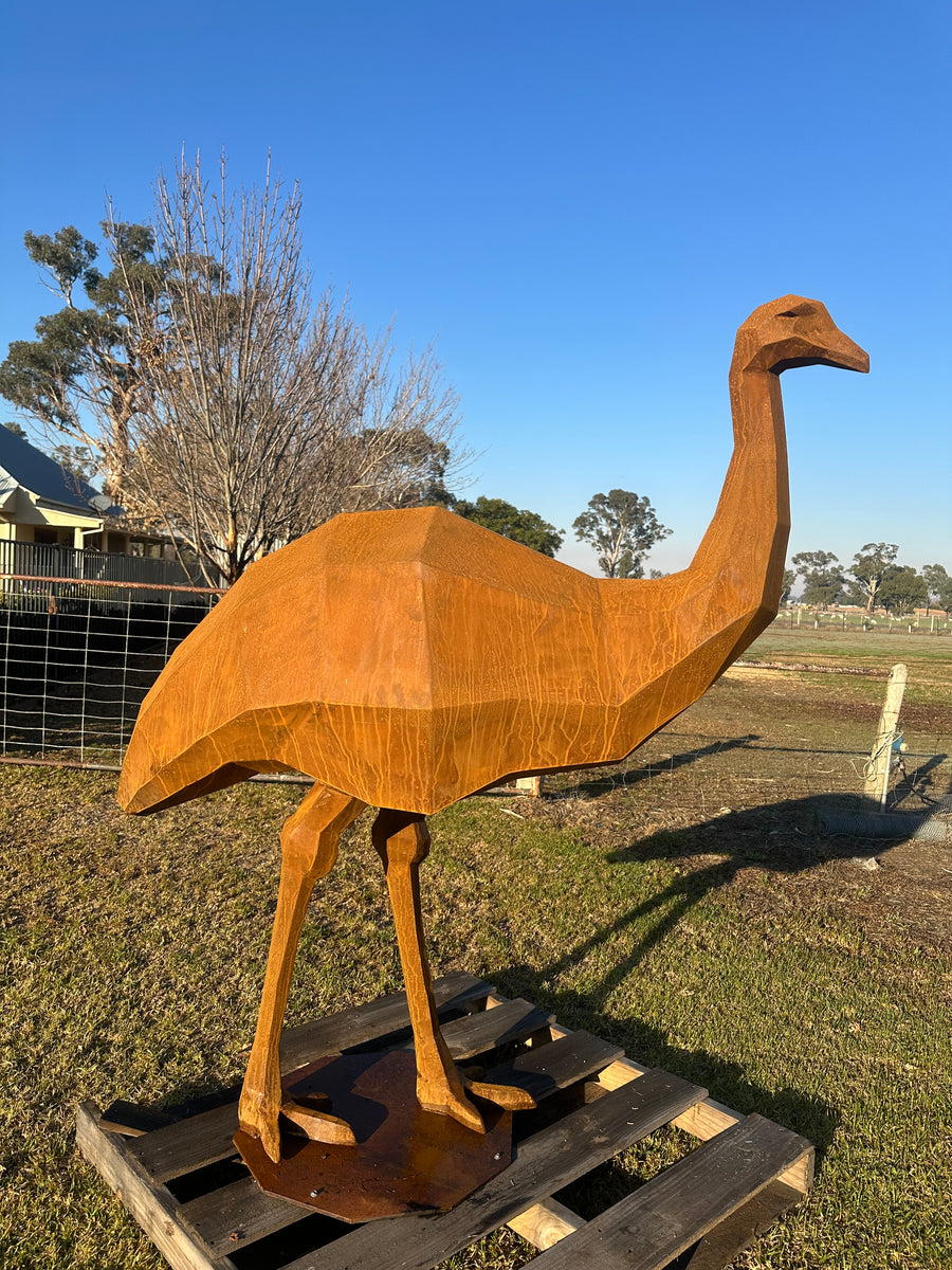 Iron Nomad – Low Poly Geometric Metal Emu Sculpture-Old n Dazed