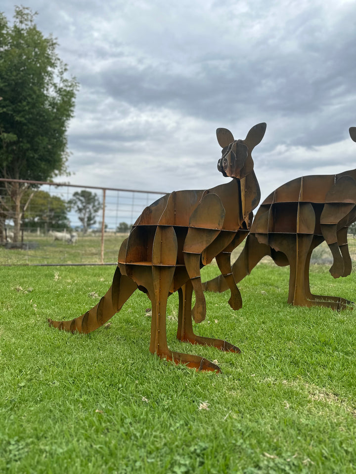 Kangaroo - Metal Sculpture - Large Garden Feature-Old n Dazed