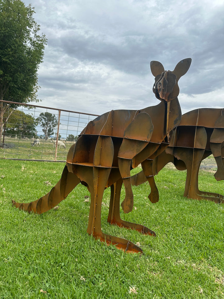 Kangaroo - Metal Sculpture - Large Garden Feature-Old n Dazed