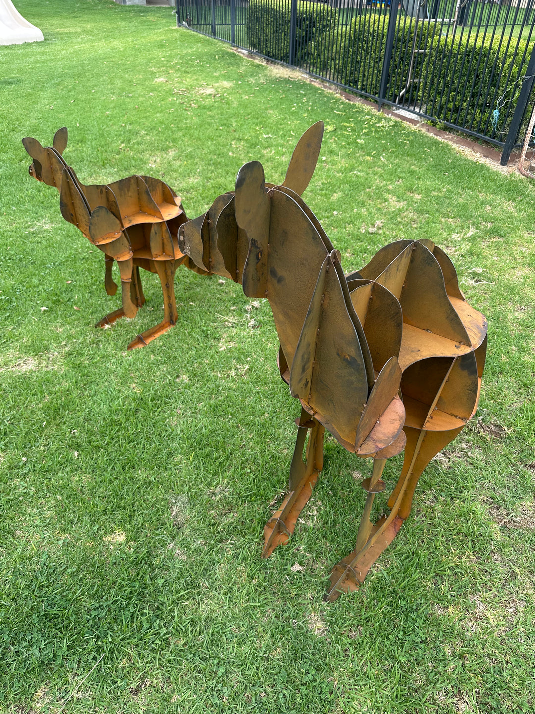 Kangaroo - Metal Sculpture - Large Garden Feature-Old n Dazed