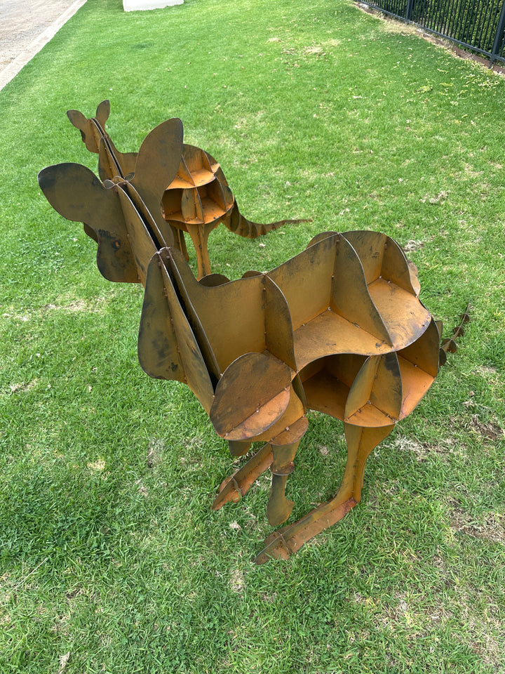 Kangaroo - Metal Sculpture - Large Garden Feature-Old n Dazed