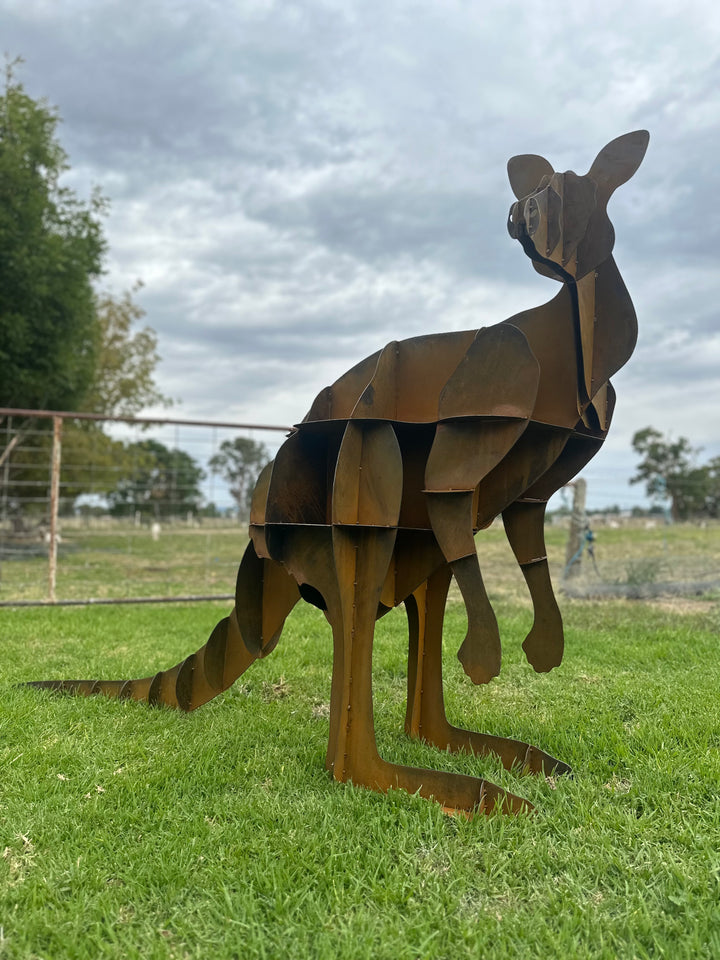 Kangaroo - Metal Sculpture - Large Garden Feature-Old n Dazed