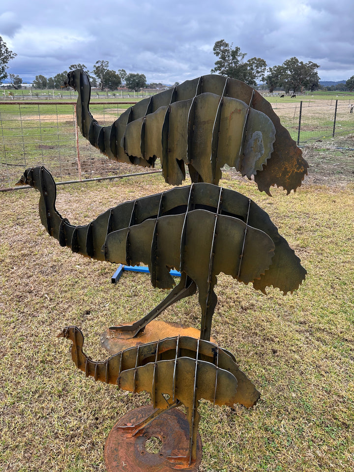 Outback Strider – Australian Metal Emu Sculpture-Old n Dazed