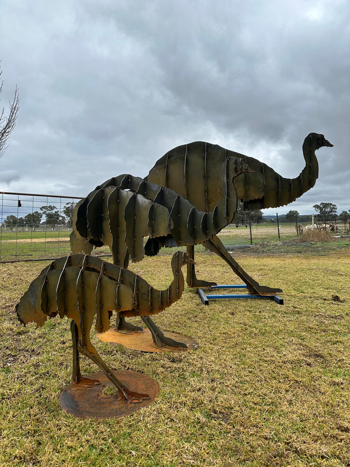 Outback Strider – Australian Metal Emu Sculpture-Old n Dazed