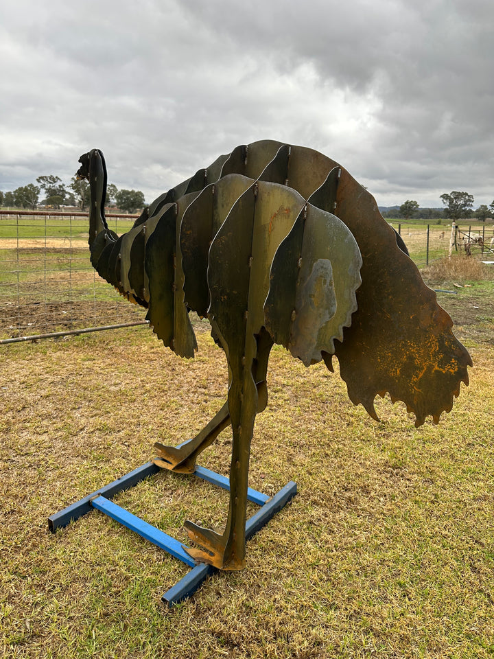 Outback Strider – Australian Metal Emu Sculpture-Old n Dazed