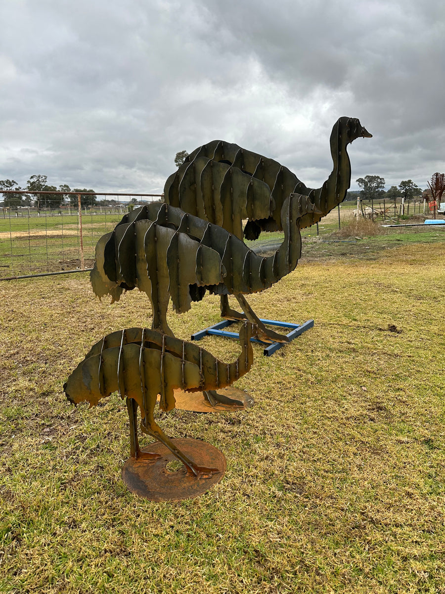 Outback Strider – Australian Metal Emu Sculpture-Old n Dazed