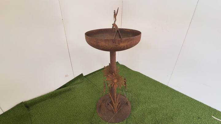 Free Standing Bird Bath