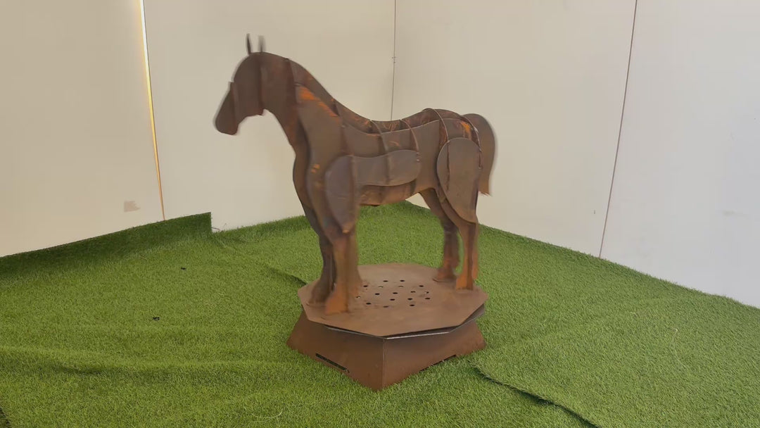 Horse - Metal garden Sculpture - Large Feature - Statement Piece