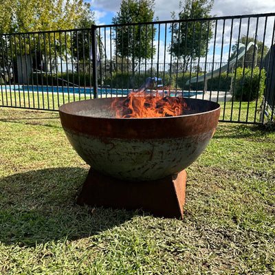 Contemporary Round Bowl Fire Pit