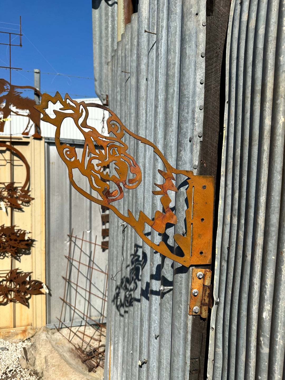Peek a Boo Chicken - Metal Animal Garden Art-Old n Dazed