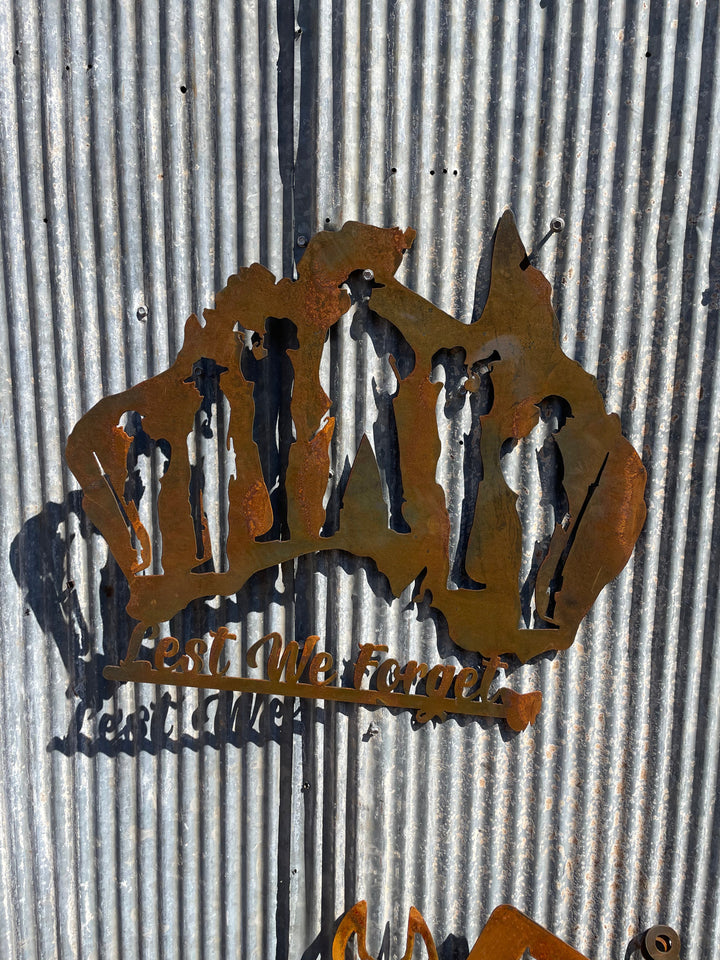 Australia Soldiers Lest We Forget - Metal Wall Art-Old n Dazed