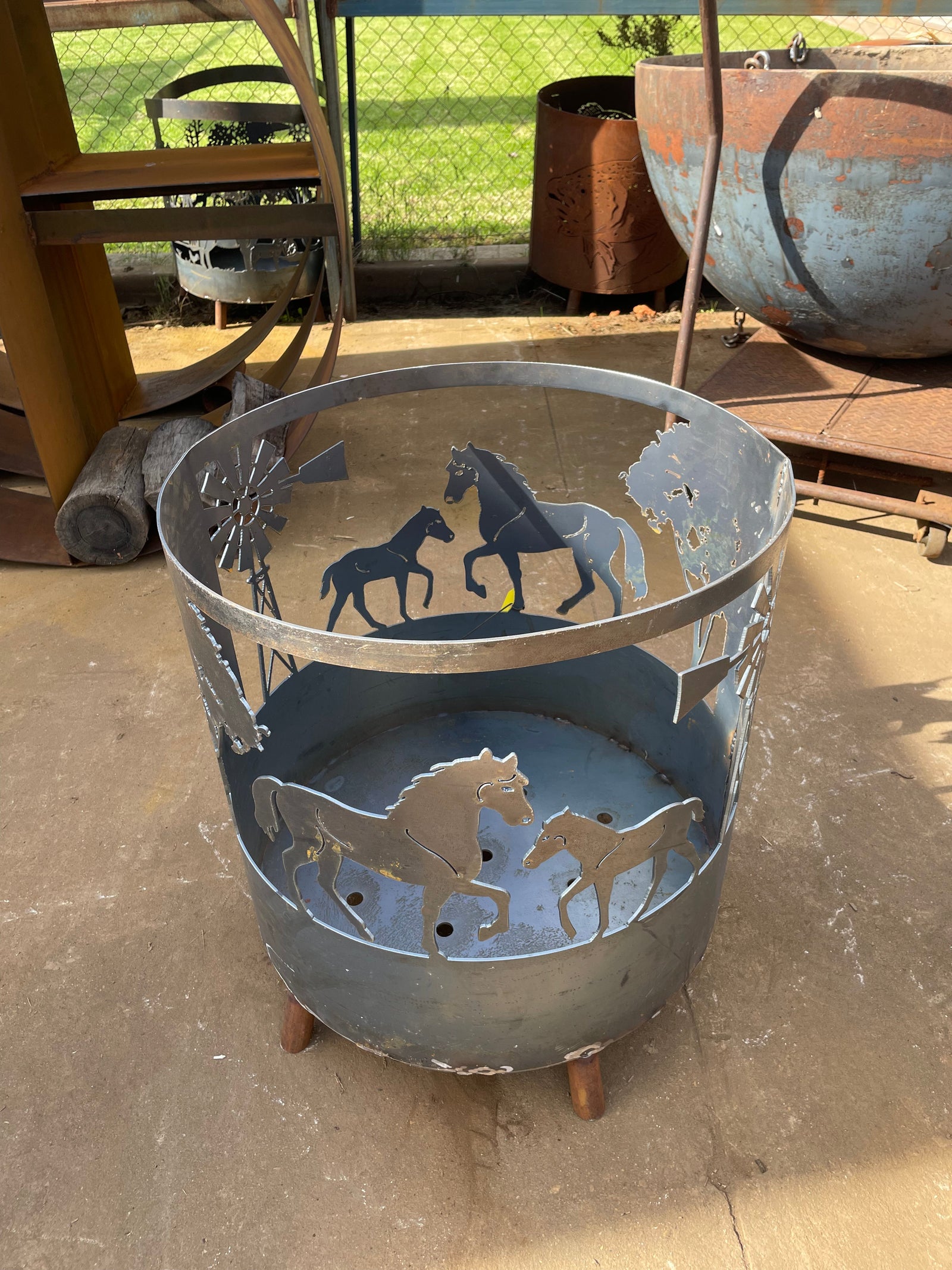 Horse and foal Round Fire Pit-Old n Dazed