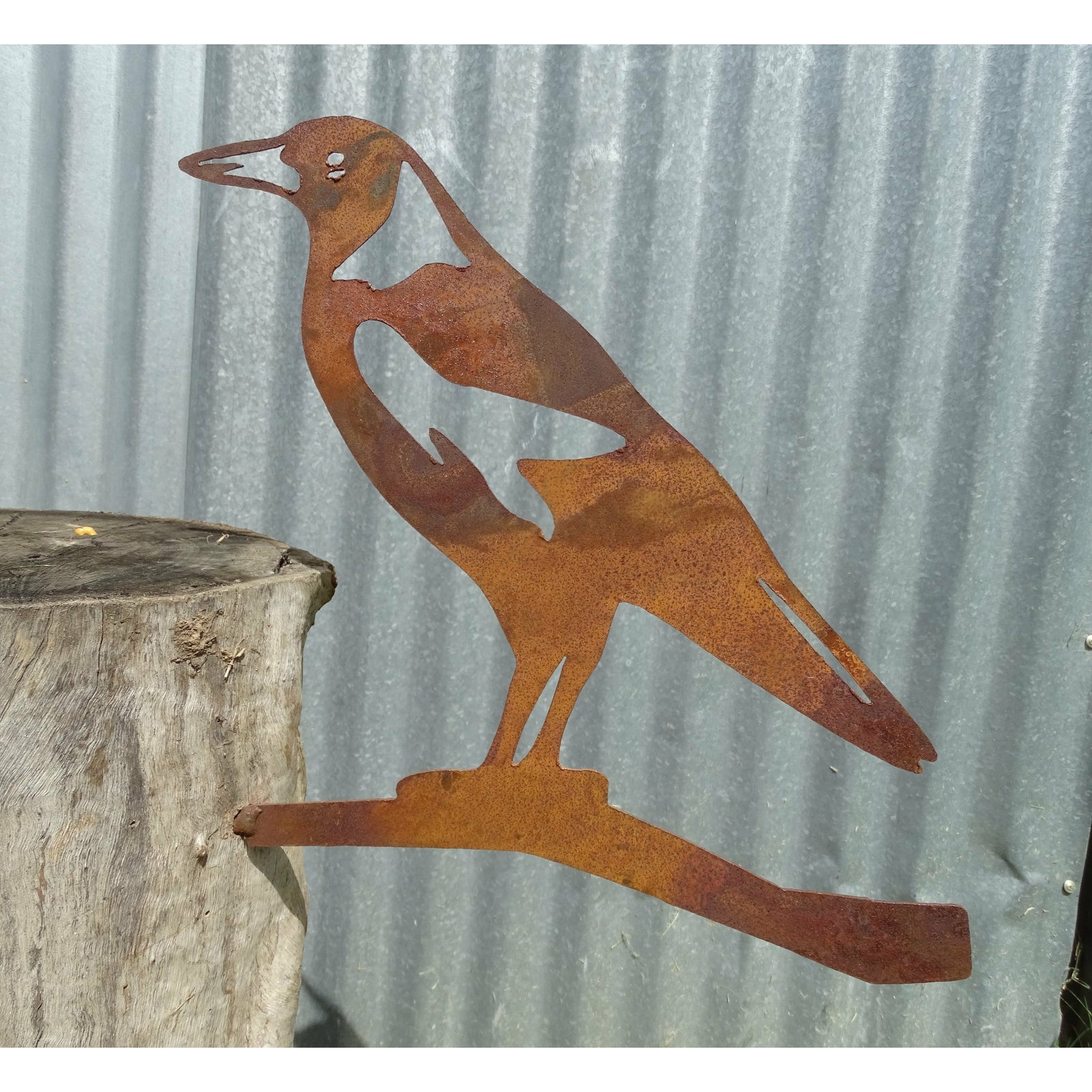 Magpie Metal Bird Tree Spike-Old n Dazed