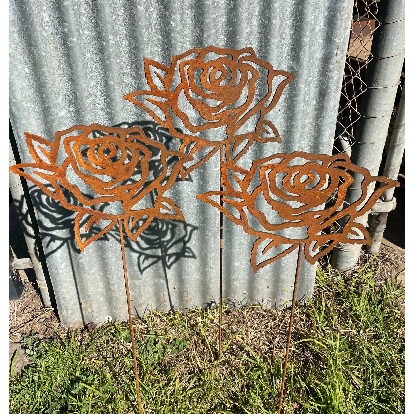 Rose flower metal garden spike large-Old n Dazed