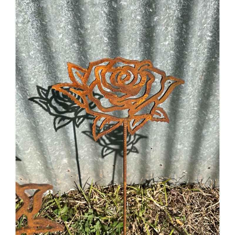 Rose flower metal garden spike small-Old n Dazed